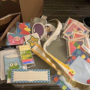 Vibrant Classroom Decoration Kit